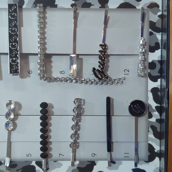 Guess 12 Days of Glam - Picture 4 of 4